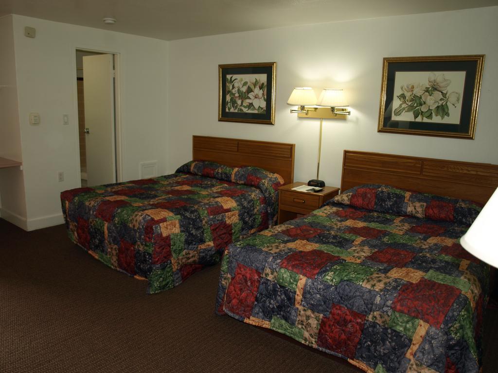 Eastgate Inn Littleton Room photo